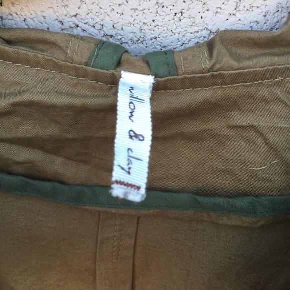 Willow and Clay Lightweight Jacket - Picture 4 of 8